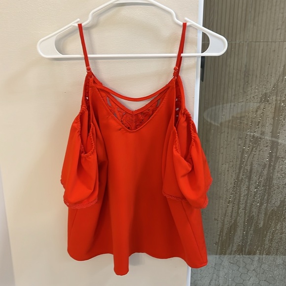 Off Shoulder Tank - Picture 3 of 5